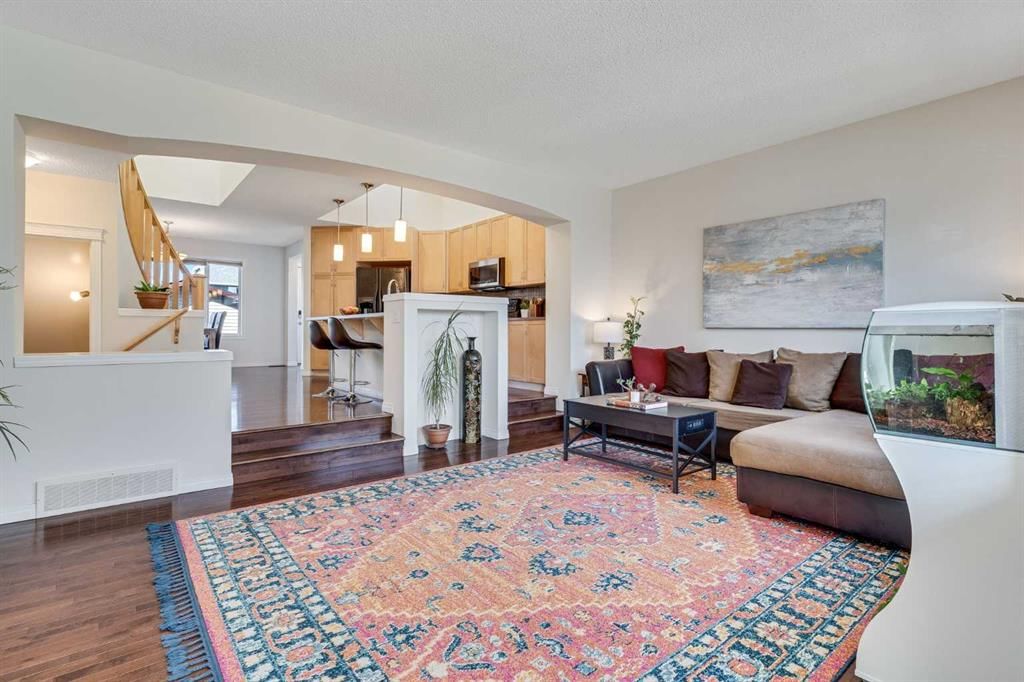 2066 New Brighton Gardens SE, Calgary — photo 4 of 35