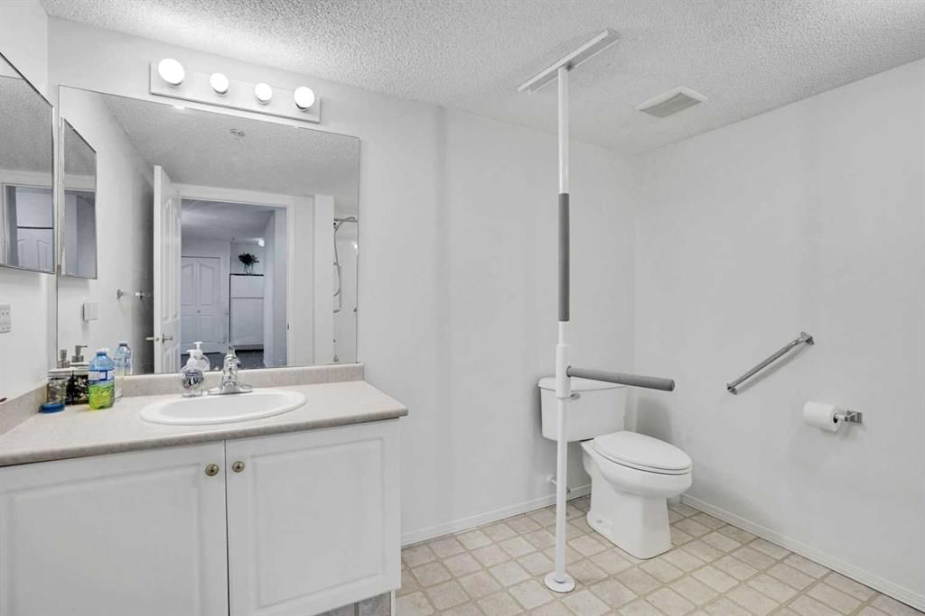 3102, 6818 Pinecliff Grove NE, Calgary — photo 5 of 27