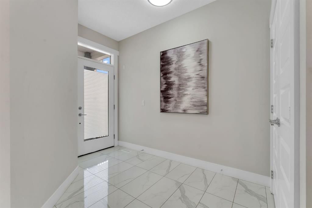 229 Walgrove Terrace SE, Calgary — photo 2 of 45