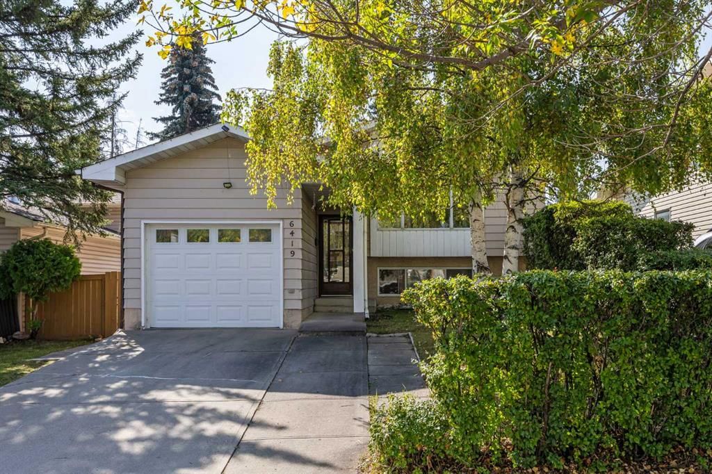 6419 28 Avenue NE, Calgary — photo 2 of 27