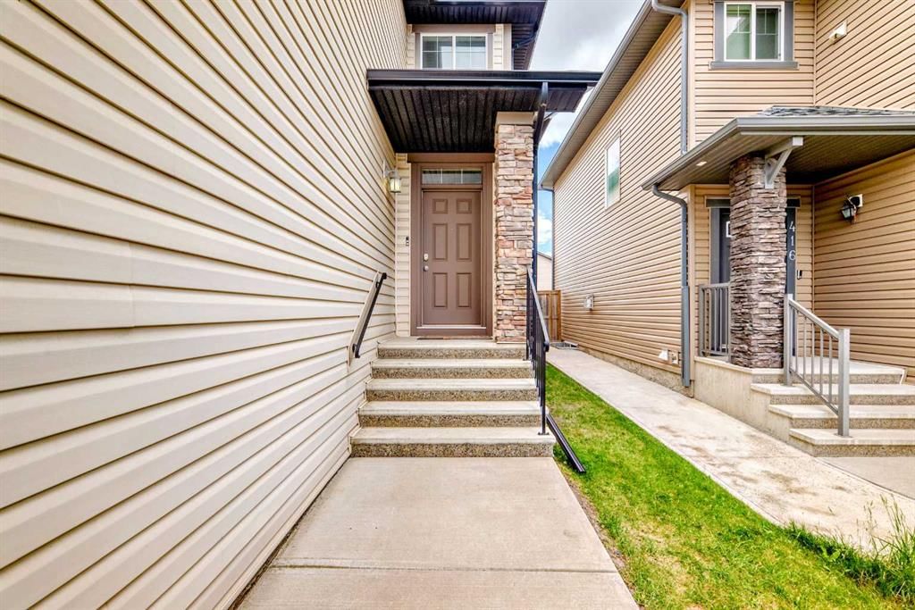 410 Panatella Square NW, Calgary — photo 3 of 46