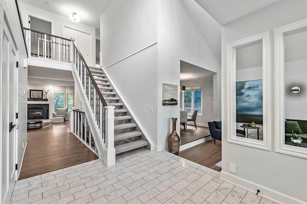 108 Canterville Road SW, Calgary — photo 3 of 39