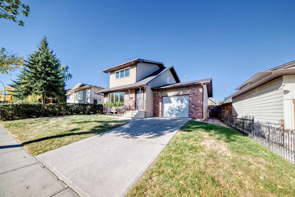 79 Bermuda Drive NW, Calgary — photo 3 of 33