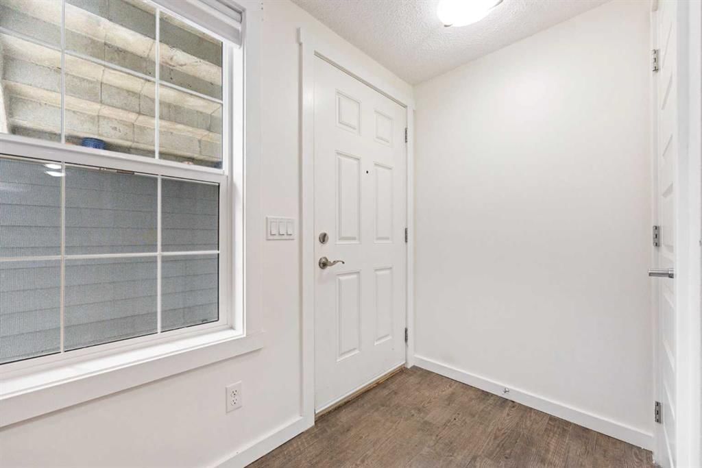 224 Auburn Bay Circle SE, Calgary — photo 5 of 28