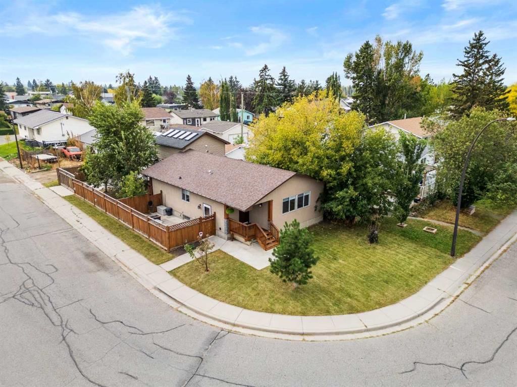 247 Dover Ridge Close SE, Calgary — photo 2 of 50