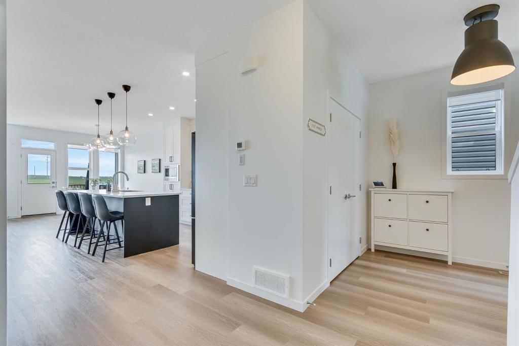 245 Copperhead Way SE, Calgary — photo 4 of 49