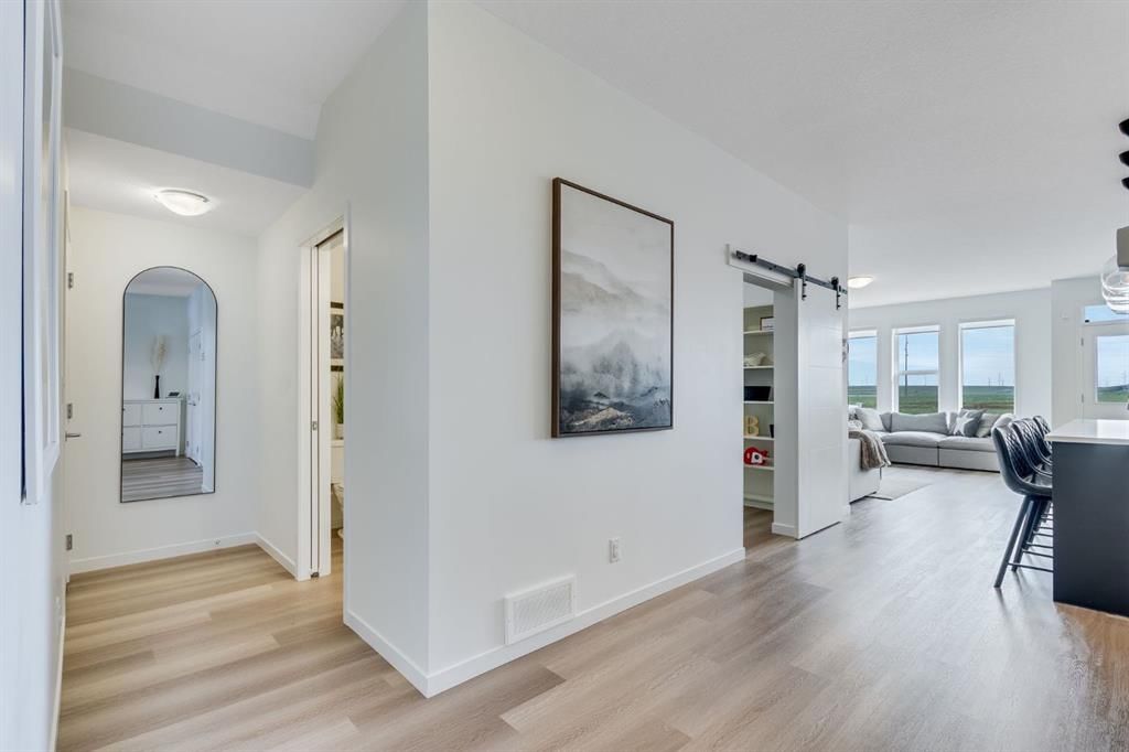 245 Copperhead Way SE, Calgary — photo 5 of 49