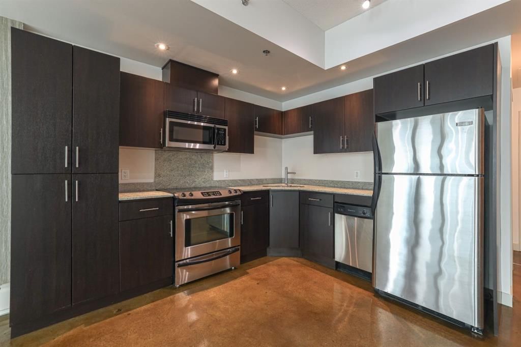 1806, 135 13 Avenue SW, Calgary — photo 4 of 32