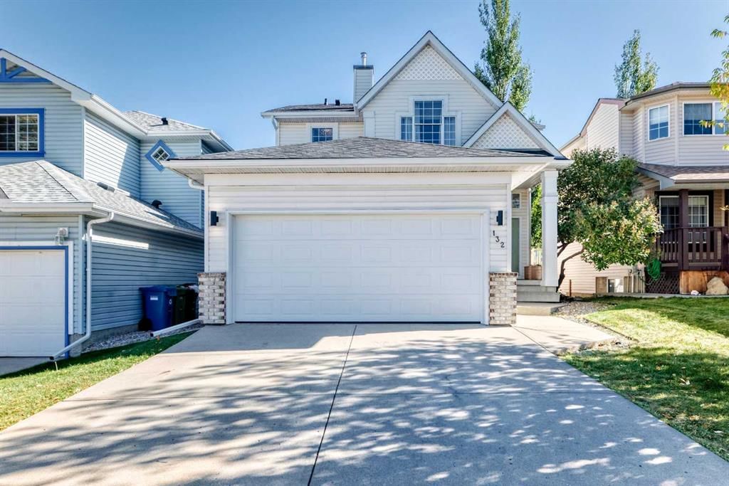 132 Hidden Valley Crescent NW, Calgary — main listing photo
