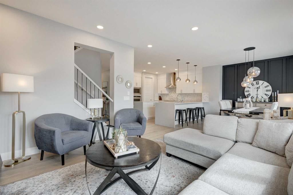 40 Masters Way SE, Calgary — photo 4 of 42