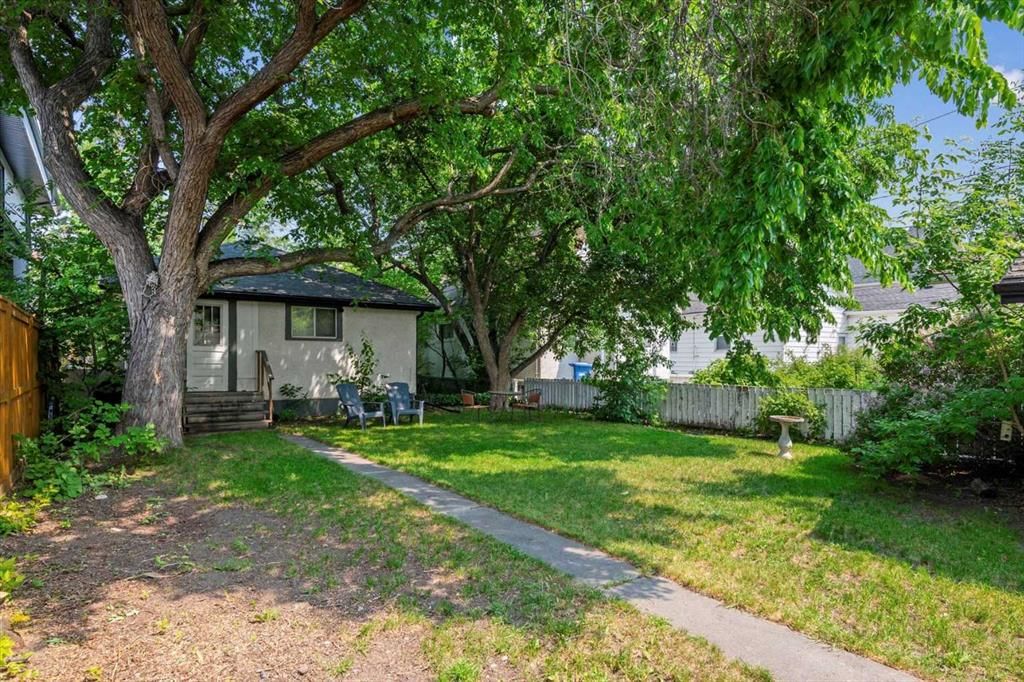 221 5 Avenue NE, Calgary — photo 2 of 41