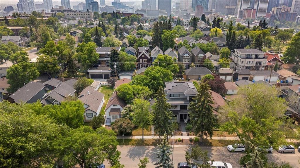221 5 Avenue NE, Calgary — photo 4 of 41