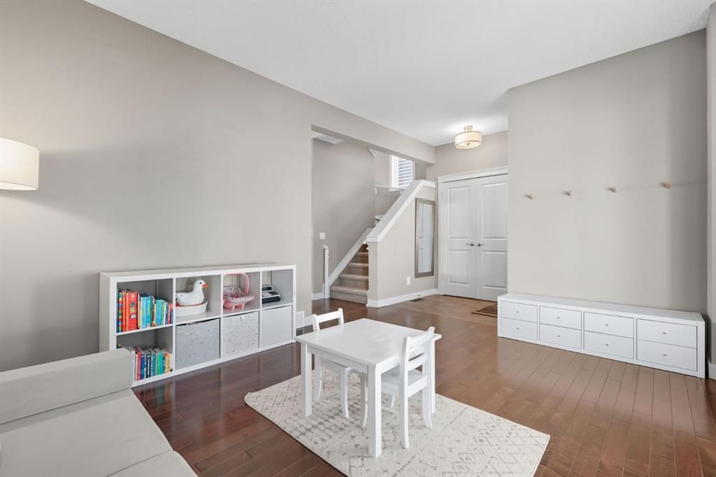 127 Sage Hill Way NW, Calgary — photo 4 of 42