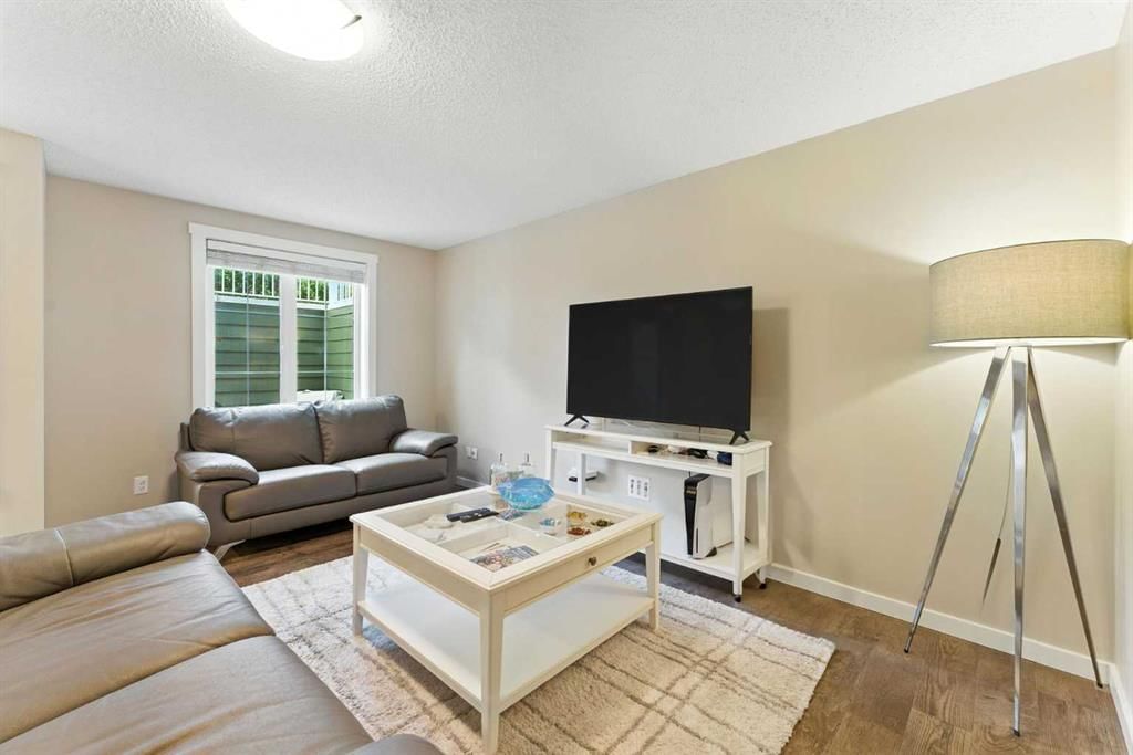 927 Auburn Bay Circle SE, Calgary — photo 3 of 33