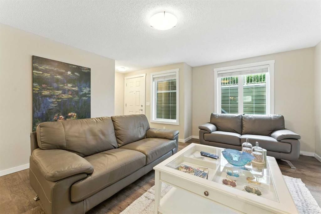 927 Auburn Bay Circle SE, Calgary — photo 5 of 33