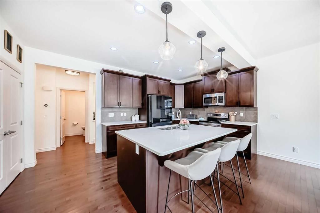 60 Sage Berry Road NW, Calgary — photo 3 of 44