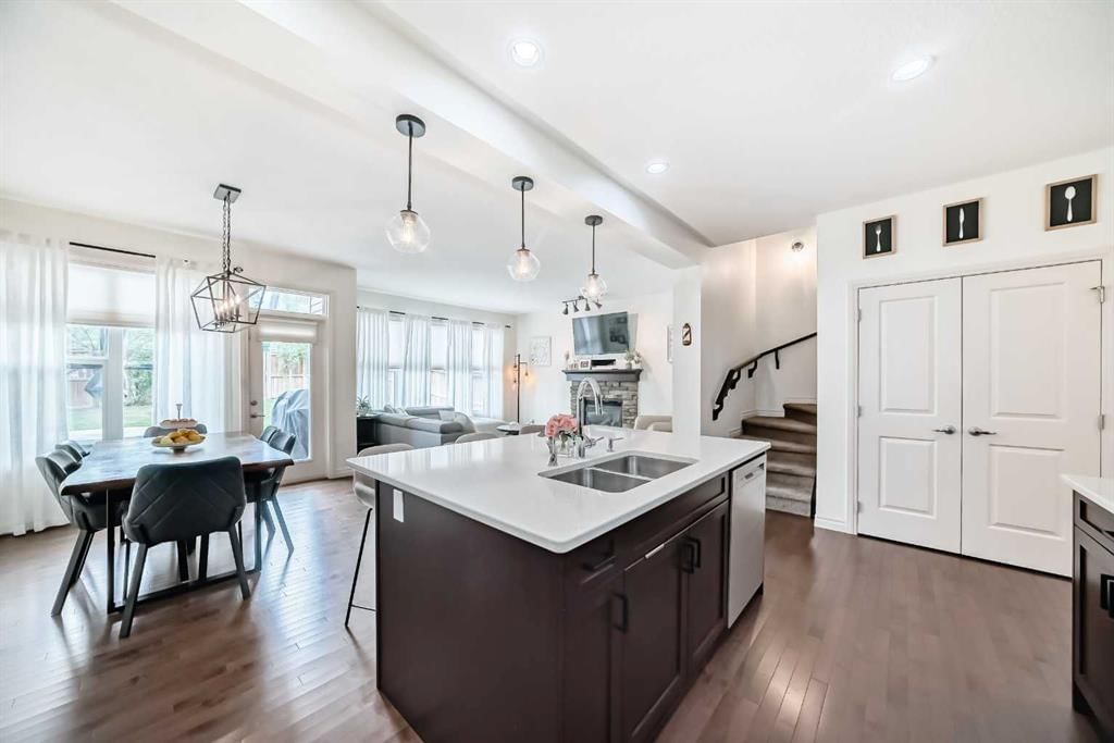 60 Sage Berry Road NW, Calgary — photo 5 of 44