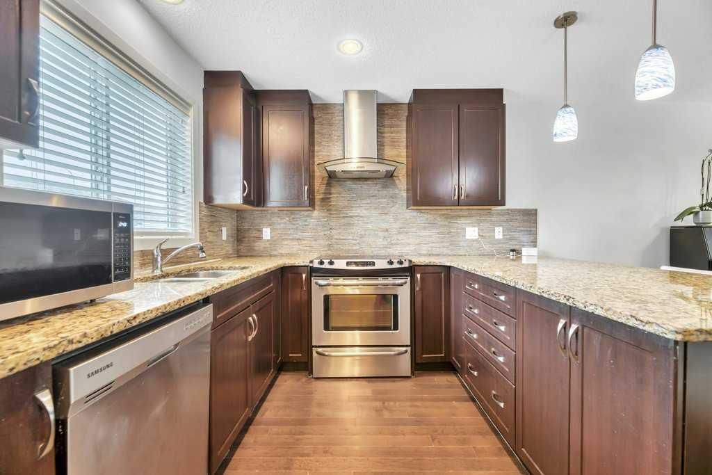 4040 New Brighton Grove SE, Calgary — photo 3 of 42