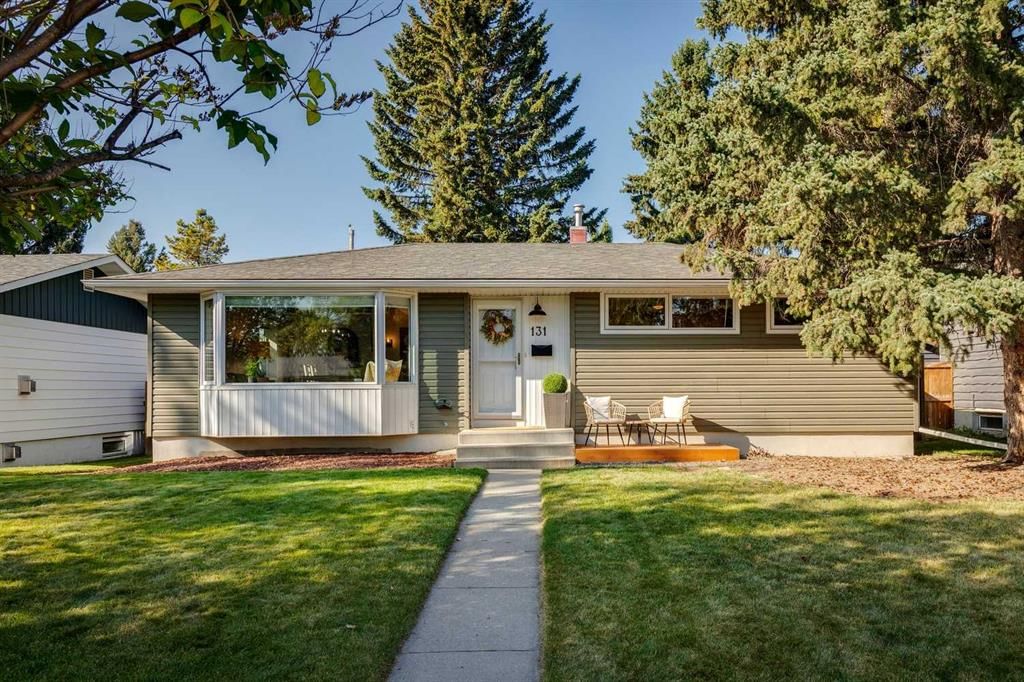 131 Gloucester Crescent SW, Calgary — photo 3 of 48