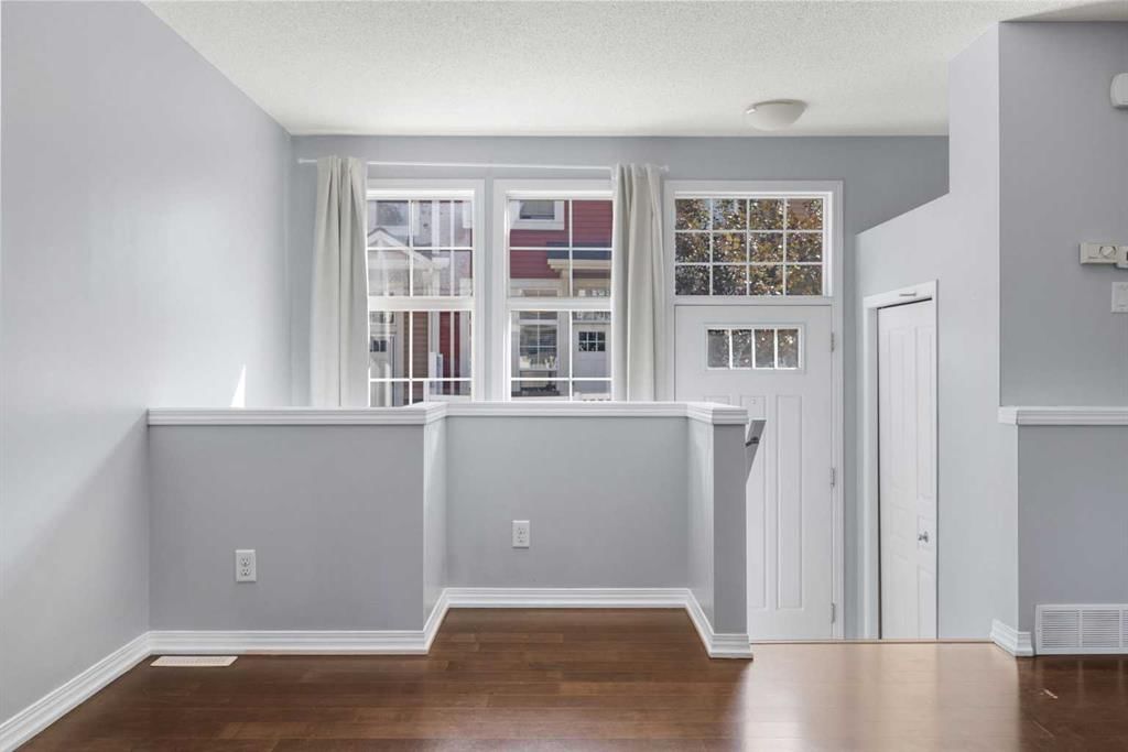 145 Auburn Bay Common SE, Calgary — photo 5 of 33