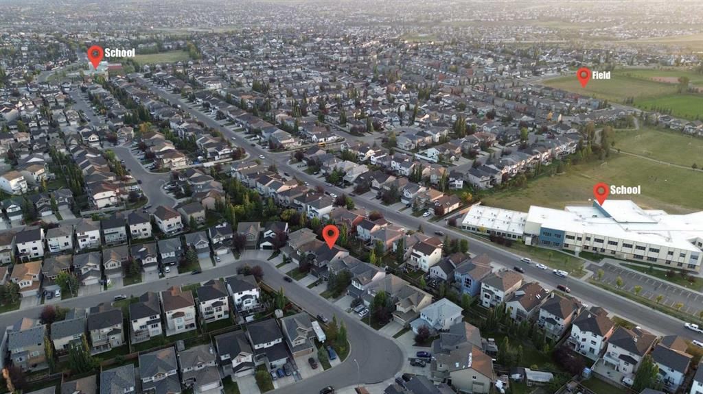 72 Panamount Manor NW, Calgary — photo 4 of 50