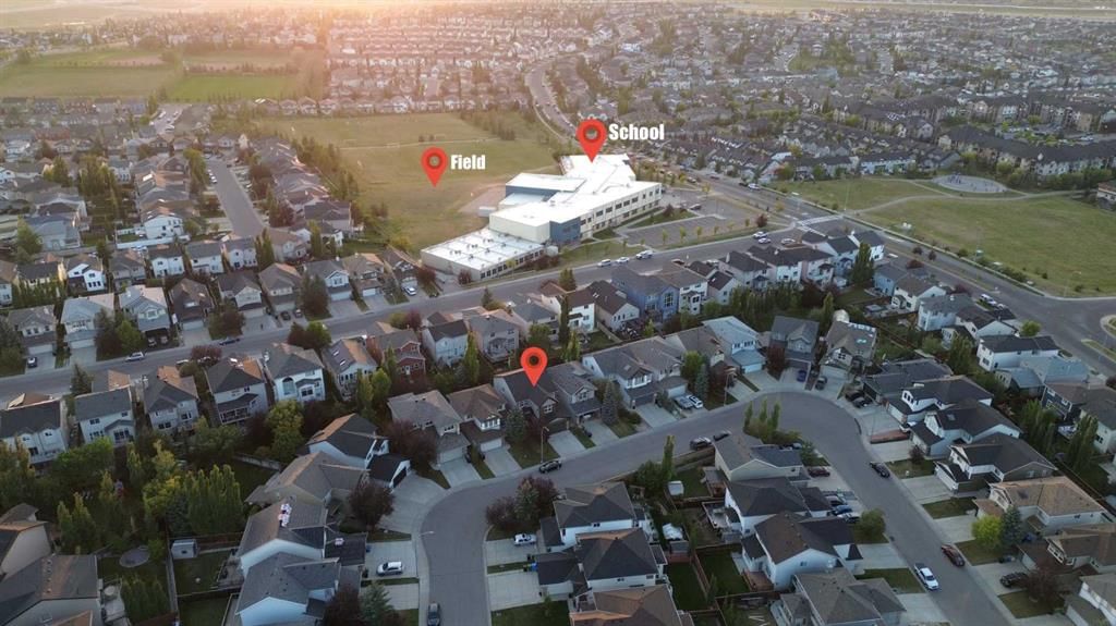 72 Panamount Manor NW, Calgary — photo 5 of 50