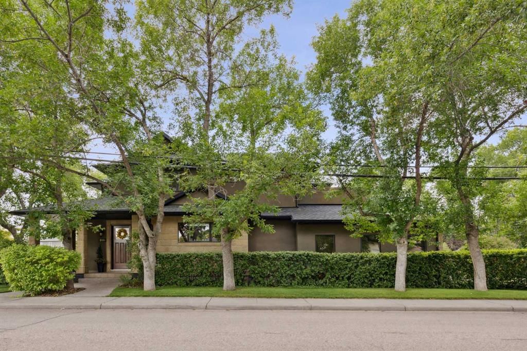 2605 4 Street NE, Calgary — photo 2 of 49