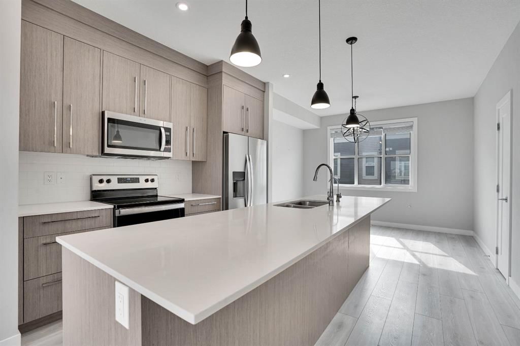 6469 128 Avenue NE, Calgary — photo 5 of 31