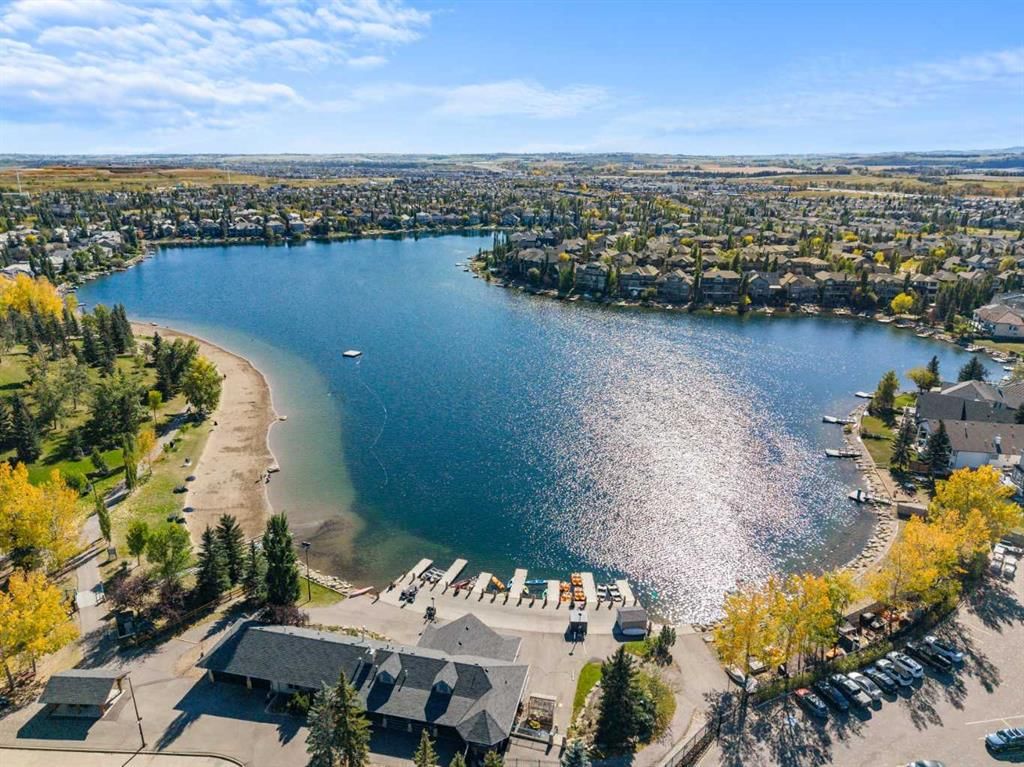 258 Chaparral Court SE, Calgary — photo 5 of 50