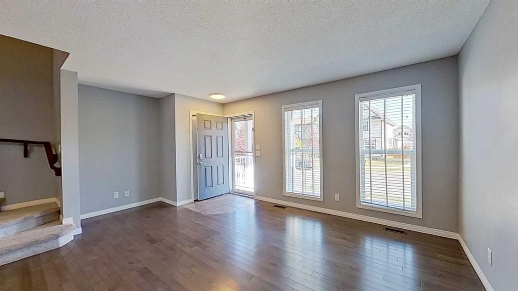 63 Elgin Meadows Park SE, Calgary — photo 3 of 34