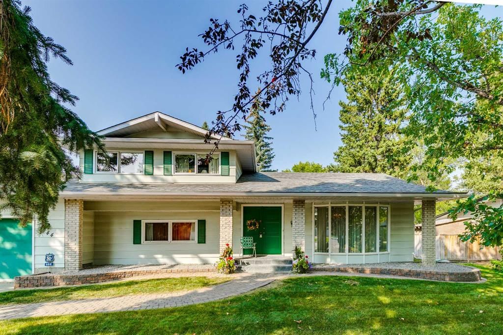 444 Willingdon Boulevard SE, Calgary — photo 2 of 35