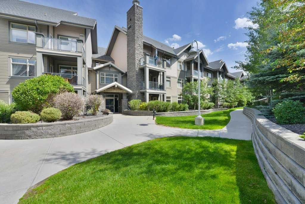 235, 35 ASPENMONT Heights SW, Calgary — photo 3 of 49