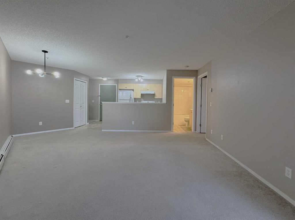 1220, 8 Bridlecrest Drive SW, Calgary — photo 2 of 21
