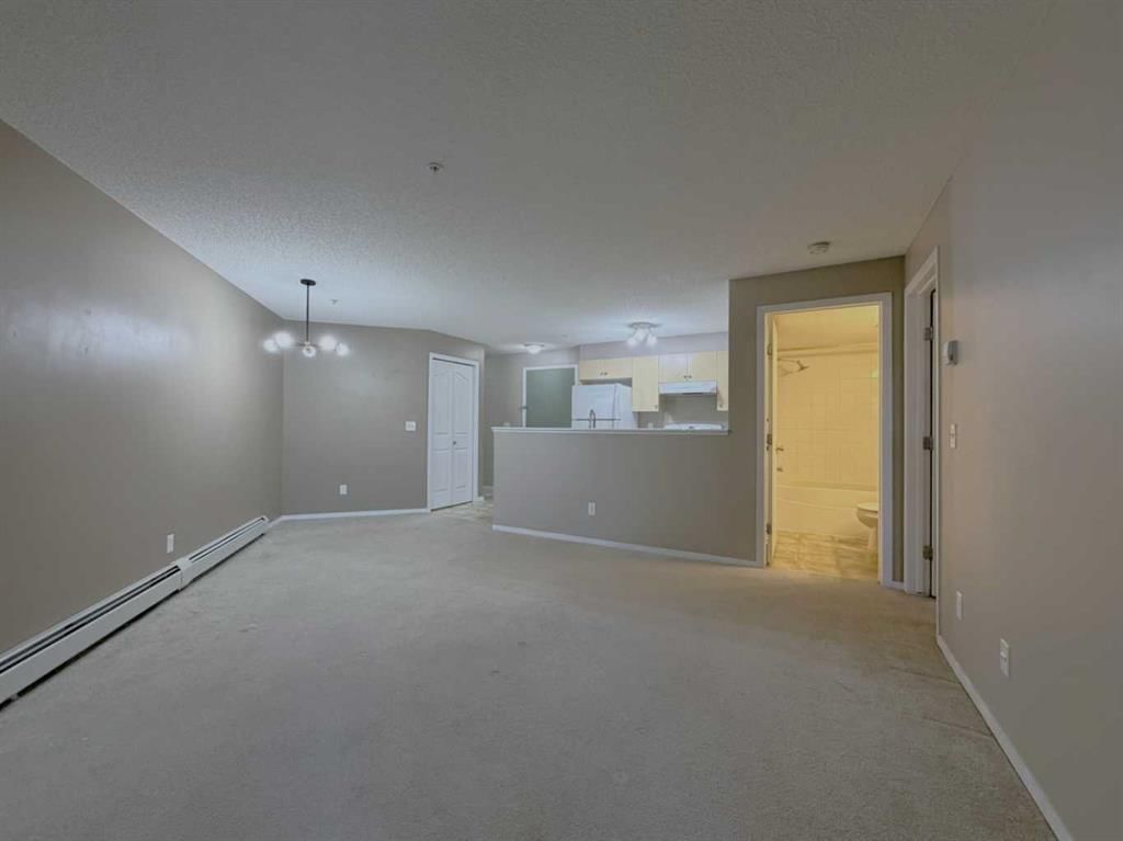 1220, 8 Bridlecrest Drive SW, Calgary — photo 3 of 21