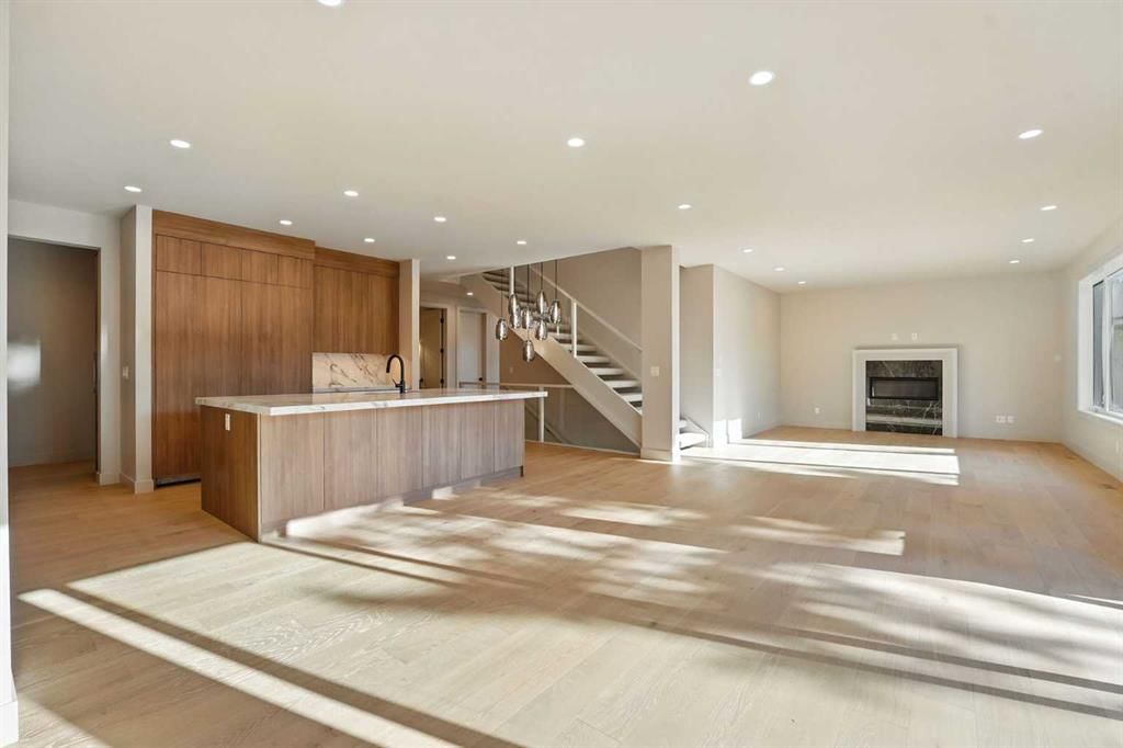 5 Mystic Ridge Way SW, Calgary — photo 3 of 47