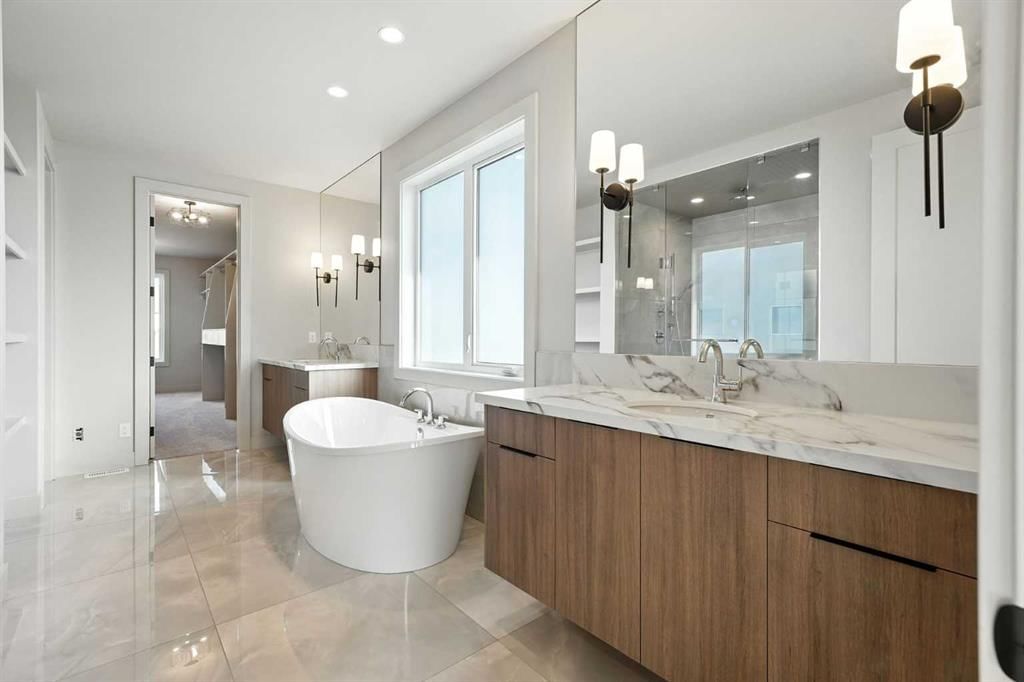 5 Mystic Ridge Way SW, Calgary — photo 4 of 47
