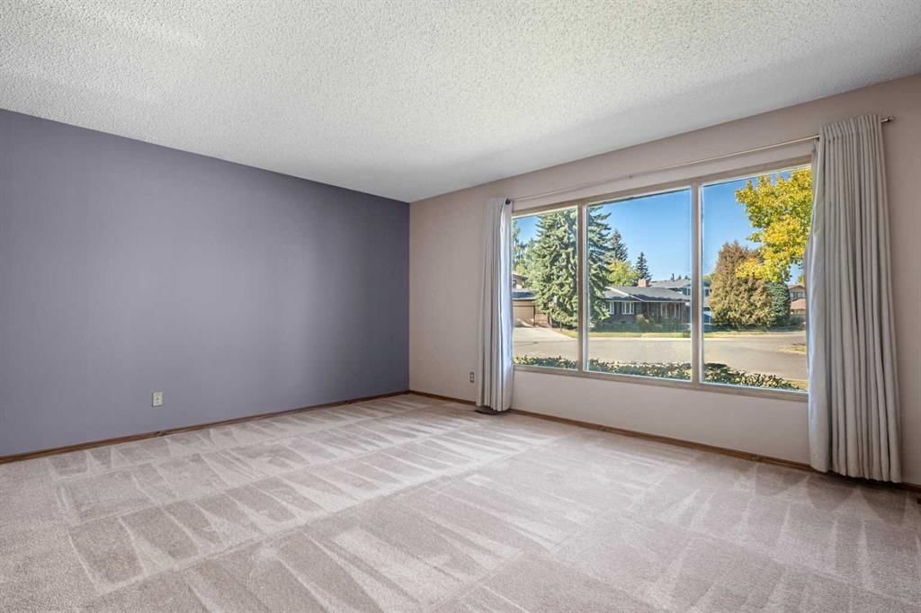 344 Parkland Way SE, Calgary — photo 4 of 50