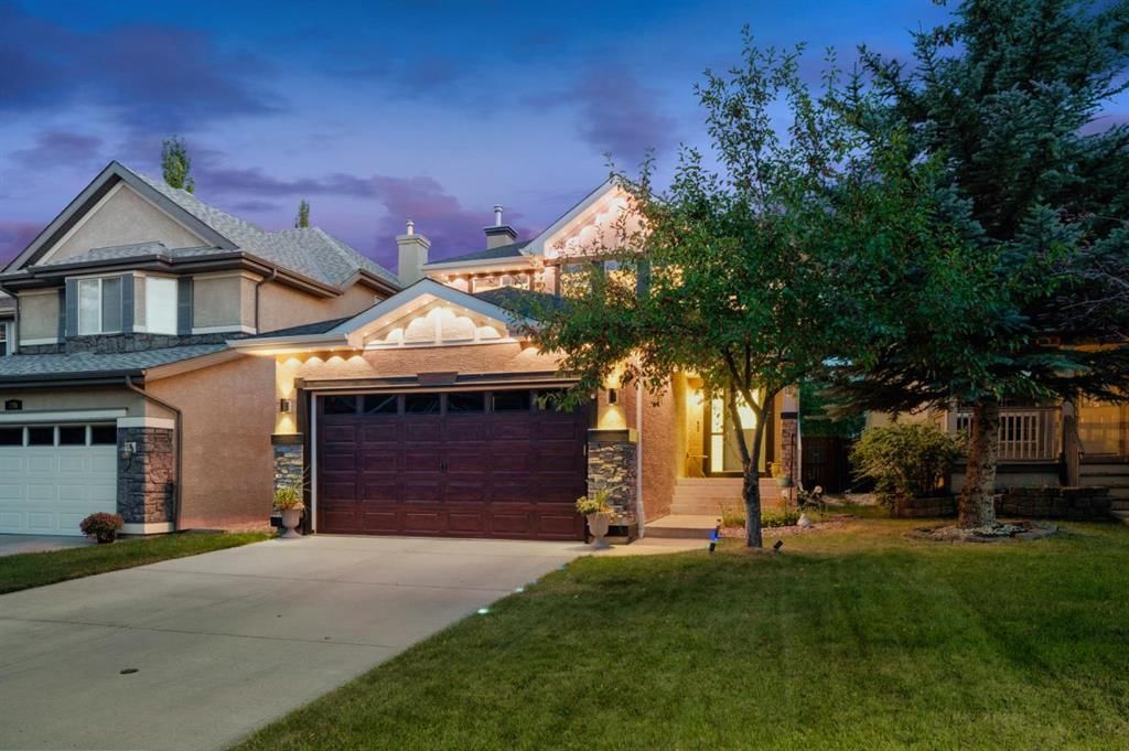 251 Everwillow Close SW, Calgary — photo 4 of 38