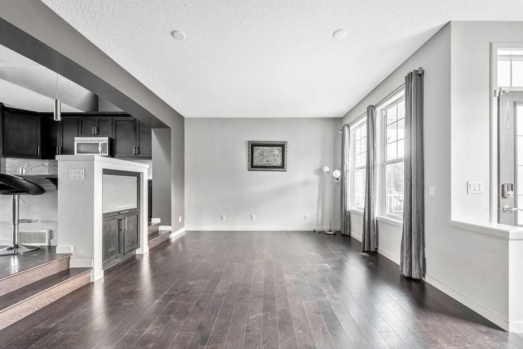 356 Auburn Crest Way SE, Calgary — photo 4 of 25