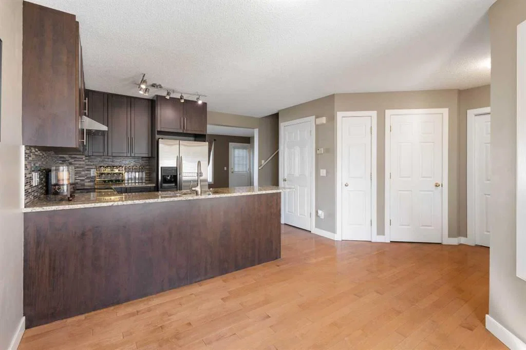 83 Harvest Oak Circle NE, Calgary — photo 3 of 29