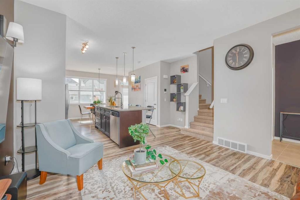 59 Mahogany Drive SE, Calgary — photo 5 of 35