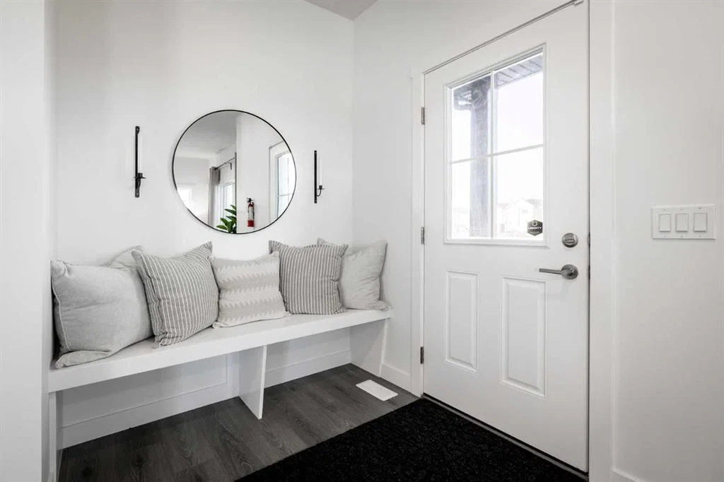 19 Creekstone Walk SW, Calgary — photo 5 of 27