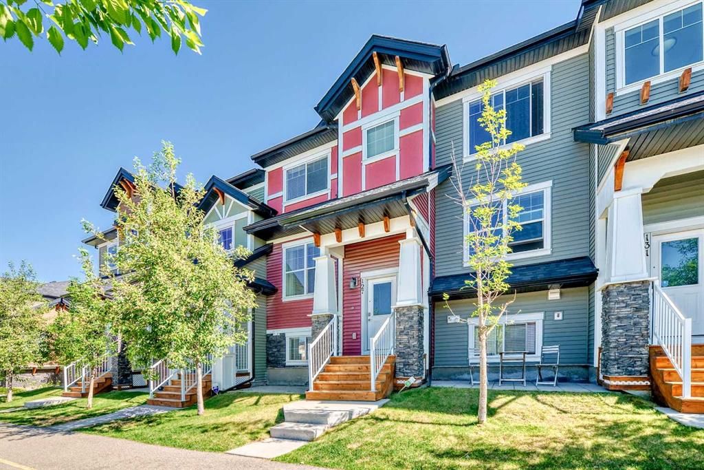 127 Nolan Hill Boulevard NW, Calgary — main listing photo