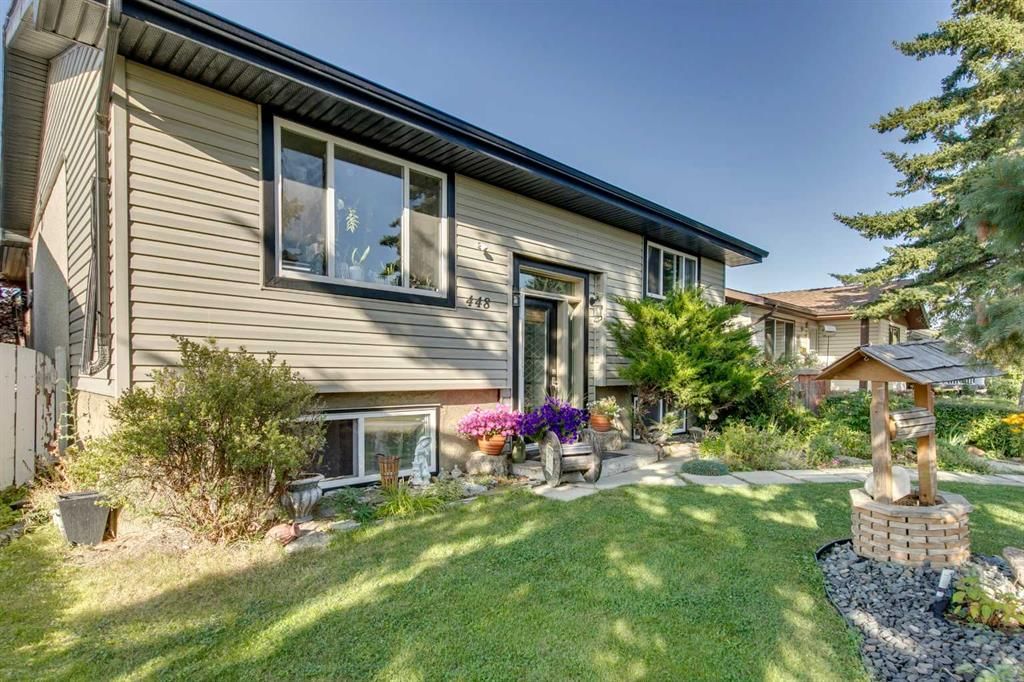 448 Malvern Close NE, Calgary — photo 3 of 45