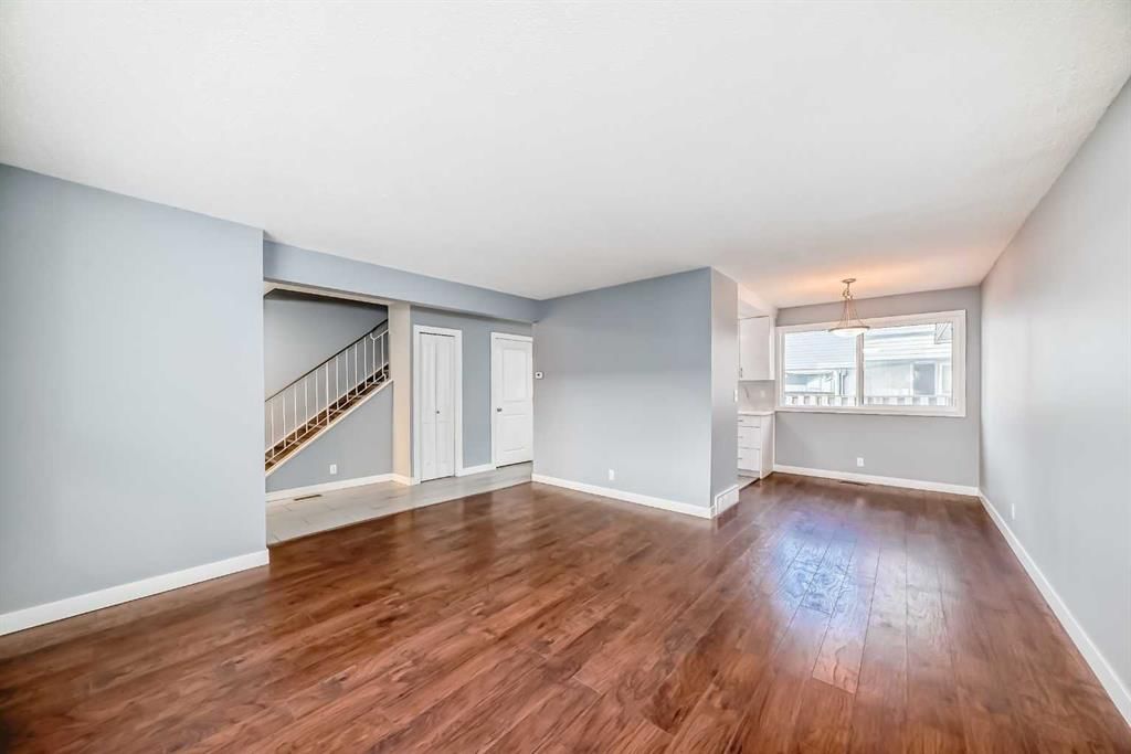 3, 511 64 Avenue NE, Calgary — photo 4 of 26
