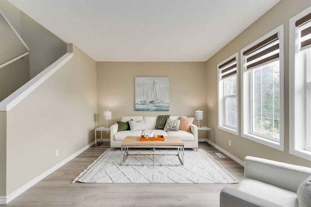 67 Saddlebrook Place NE, Calgary — photo 3 of 50