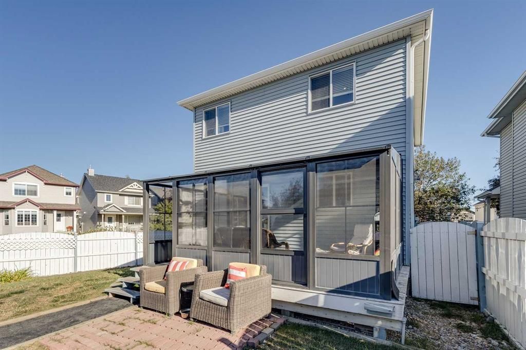 201 Citadel Forest Close NW, Calgary — photo 4 of 37
