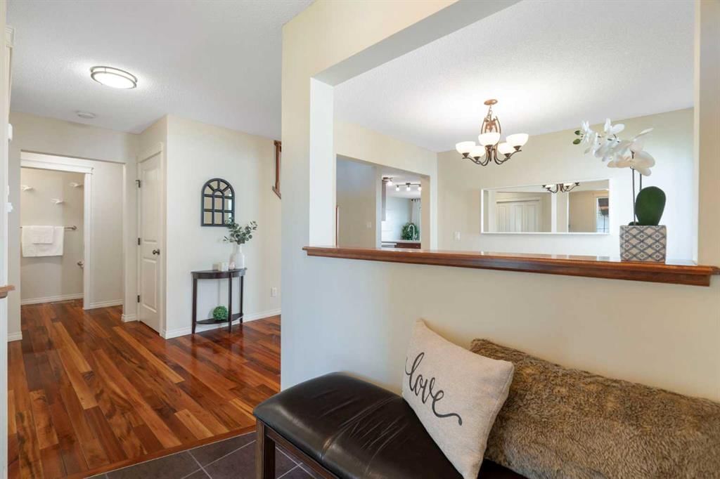 206 Silverado Range Place SW, Calgary — photo 4 of 50
