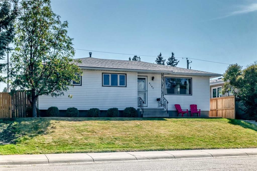 2107 Munro Drive NE, Calgary — main listing photo