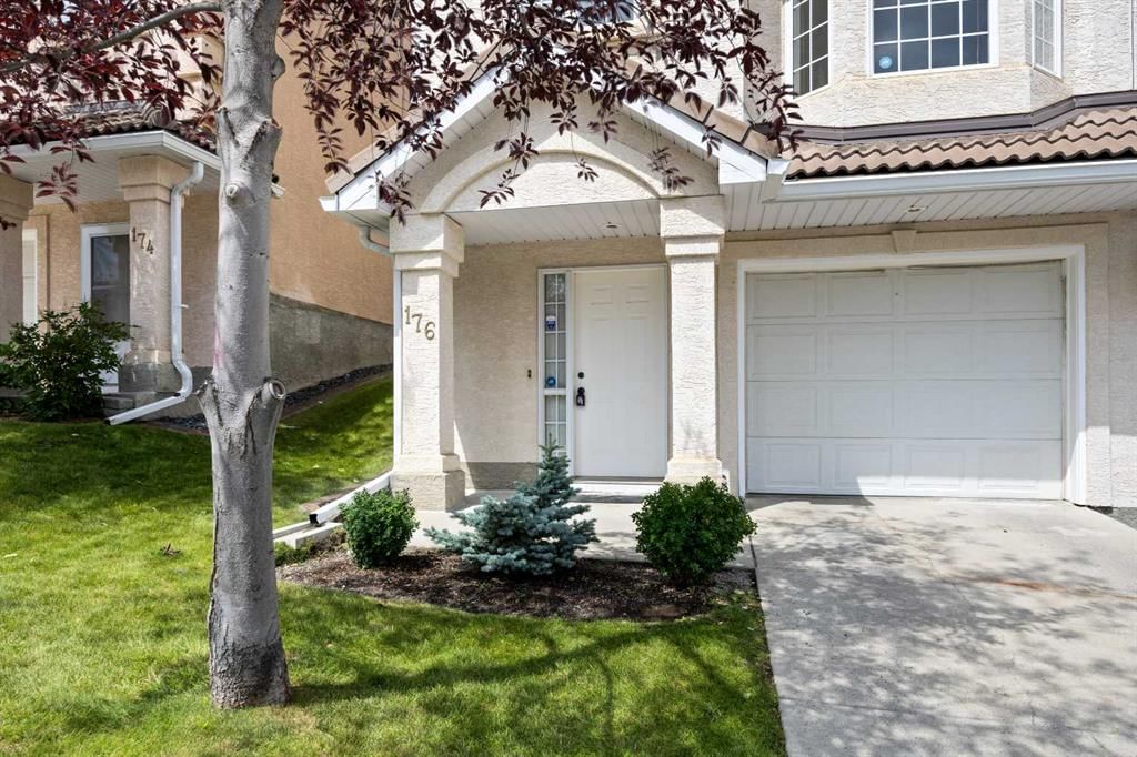 176 Hamptons Link NW, Calgary — photo 2 of 34